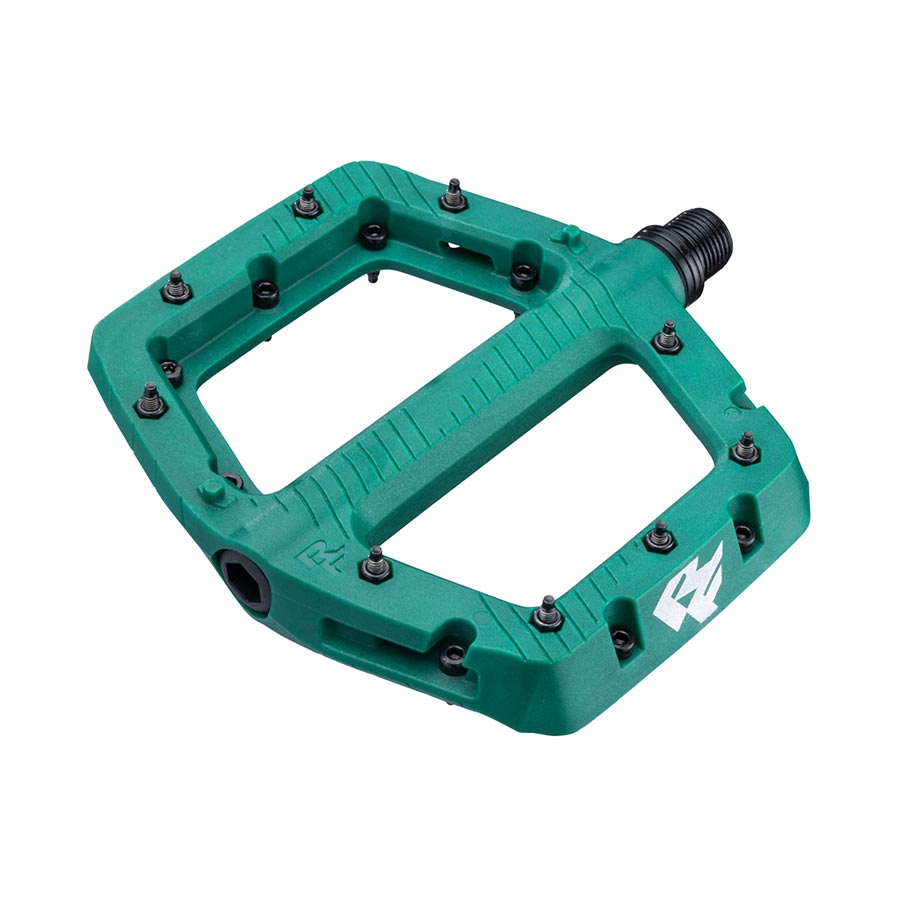 Raceface, Chester Large, Platform Pedals, Body: Nylon, Spindle: Cr-Mo, 9/16'', Black, Pair