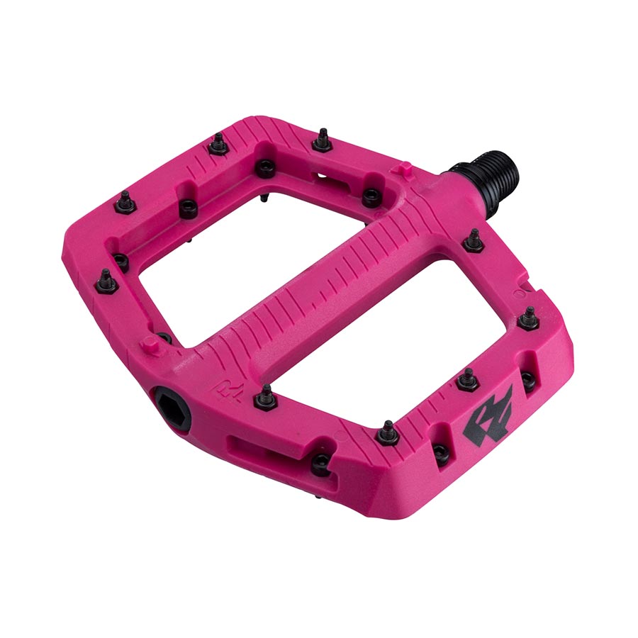 Raceface, Chester Large, Platform Pedals, Body: Nylon, Spindle: Cr-Mo, 9/16'', Black, Pair