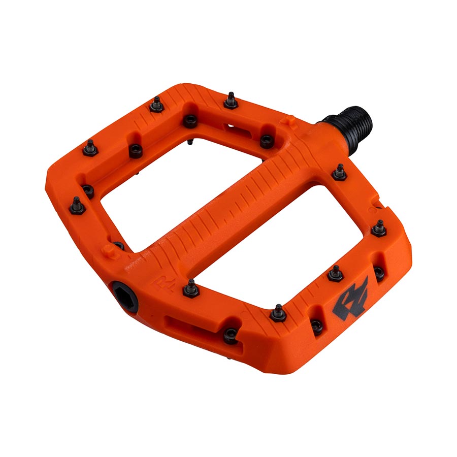 Raceface, Chester Large, Platform Pedals, Body: Nylon, Spindle: Cr-Mo, 9/16'', Black, Pair