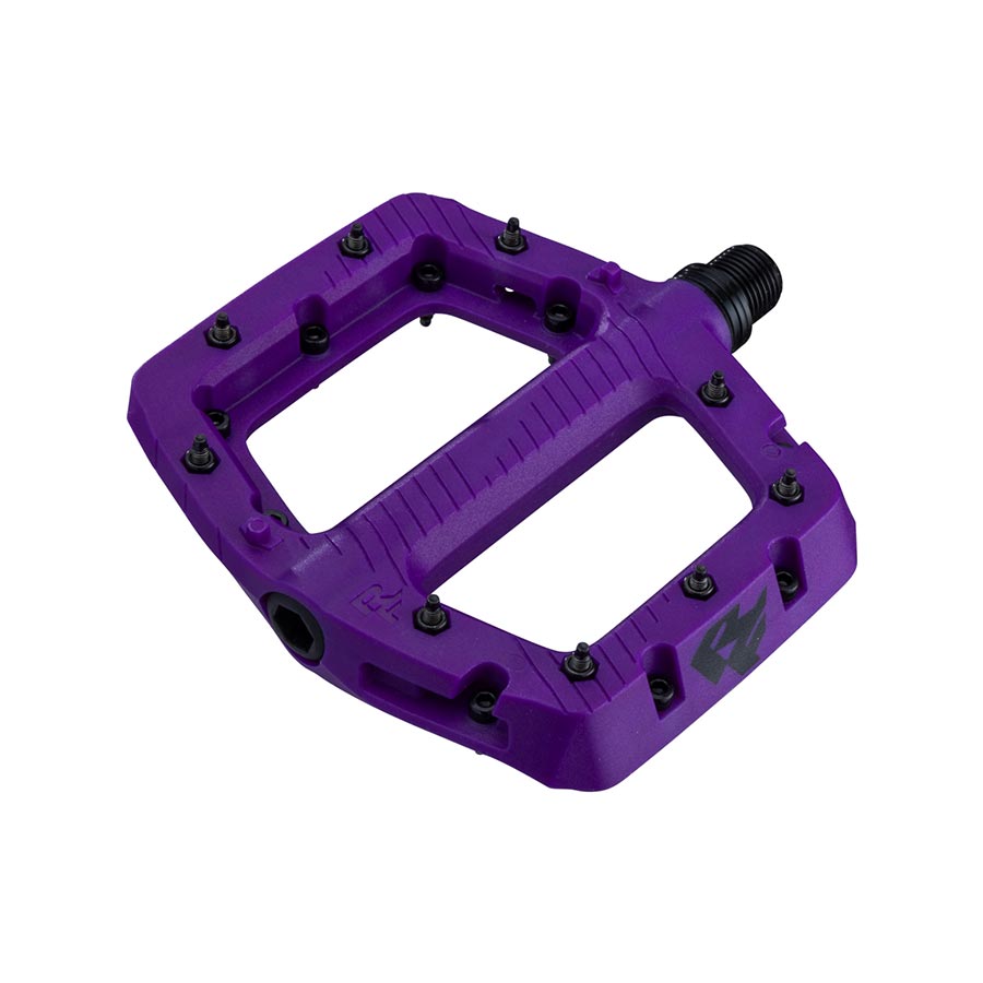 Raceface, Chester Large, Platform Pedals, Body: Nylon, Spindle: Cr-Mo, 9/16'', Black, Pair